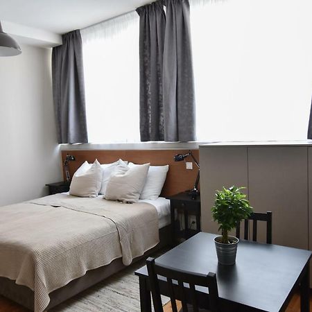 Karlo Main Square Apartments 1 Zagreb Extérieur photo
